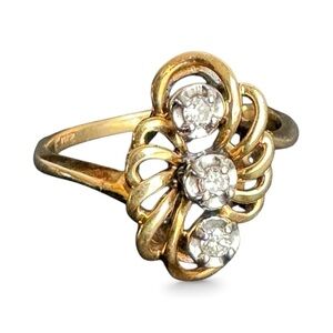 14K Gold & Diamond Ring Swirled Freeform Cluster Three Stone Vintage Size 6.25